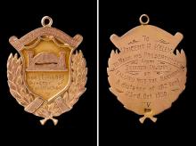 Survival medal Vince Kelly